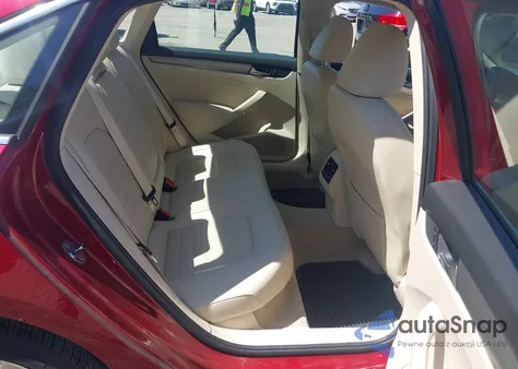 2015 Volkswagen Passat 1.8T Se из США, поврежденный, VIN 1VWBT7A31FC005052